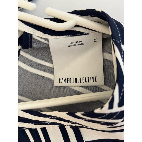 C/MEO Collective Night Air Playsuit Shorts Romper Size XS Navy Cream - Picture 4 of 12